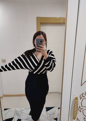 Zebra Desenli V Yaka Midi Elbise - Görsel 2