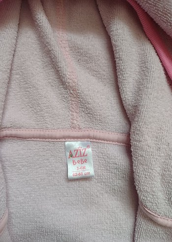 Kız Çocuk Pembe Nakışlı Kapüşonlu Bornoz - Görsel 2