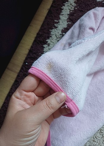 Kız Çocuk Pembe Nakışlı Kapüşonlu Bornoz - Görsel 3