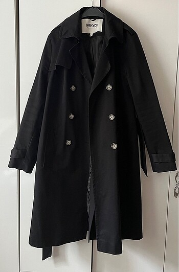 Trenchcoat