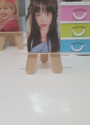  Beden Renk Le Sserafim photo card / orjinal değildir 