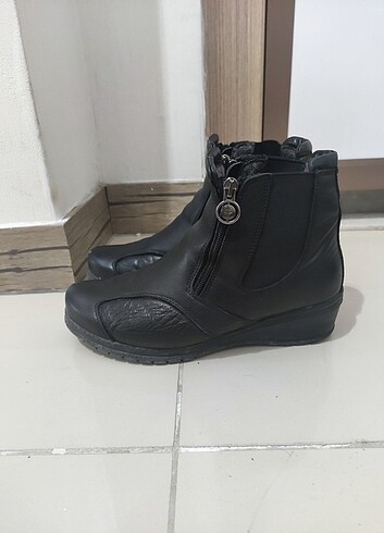 Kadın bot 