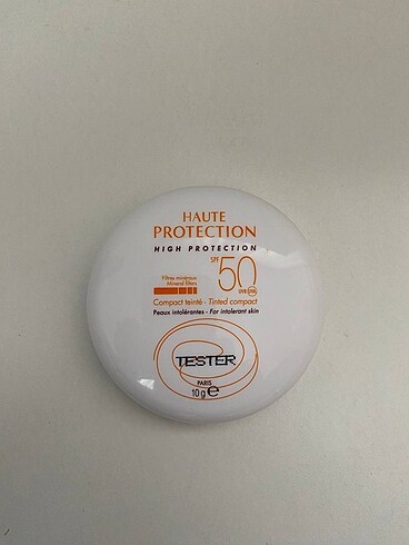Avene SPF 50 Renkli Güneş Koruyucu Compact Krem Fondöten 10 gr