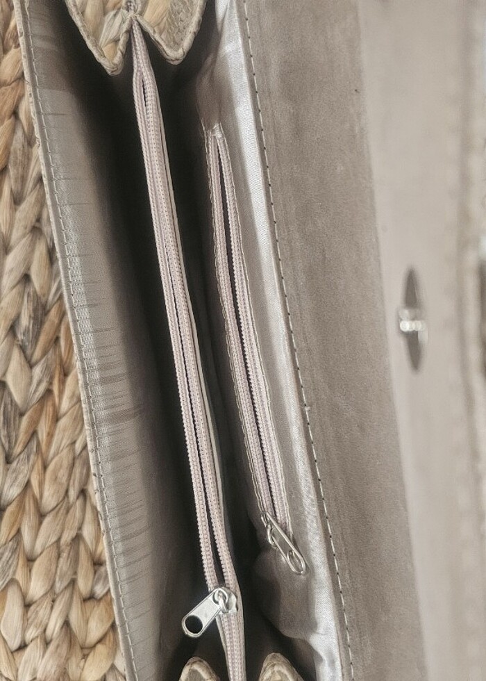 Yılan derisi çanta - Görsel 3