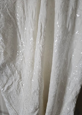 V Yakalı Dökümlü Pullu Bluz - Görsel 3