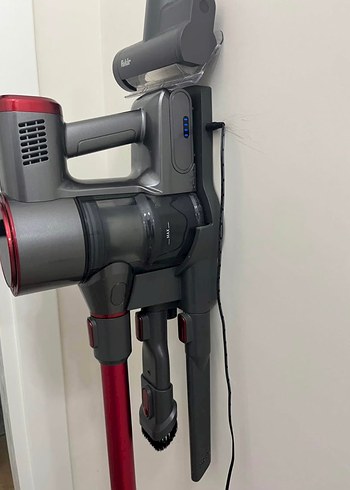 Beden Kırmızı Kablosuz Dikey Elektrikli Süpürge