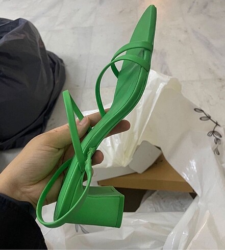 Pull and Bear Pullu and bear topuklu sandalet kadın