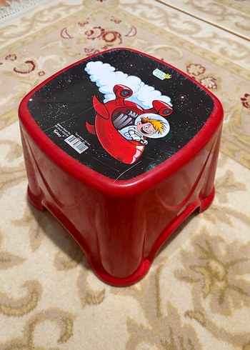 Kırmızı Renkli Çocuk Taburesi - Görsel 2