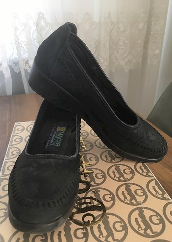 36 Beden Siyah Kadın Dolgu Topuklu Lastik Babet