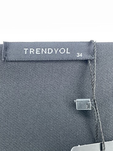 34 Beden siyah Renk Trendyol & Milla Kısa Elbise %70 İndirimli.
