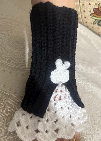 Dantel Detaylı Siyah Triko Eldiven - Görsel 3