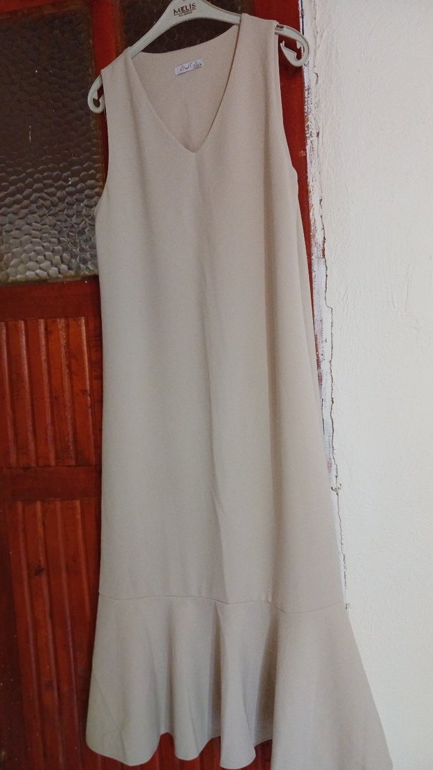 Bej Bohem V-Yaka Uzun Kadın Elbise - Görsel 3