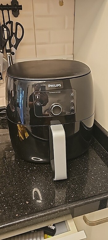 Philips airfryer çok az kullanılmış
