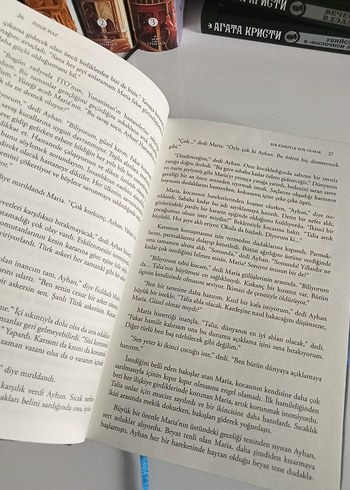 Beden Bir Kibritle Yok Olmak - Özge Naz