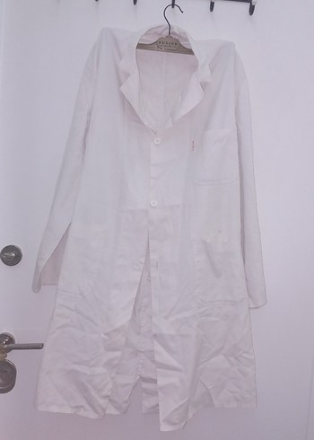 Beyaz Midi Düğmeli Beyaz Önlük - Görsel 4