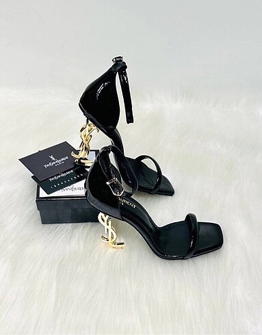 Ysl topuklu ayakkabı