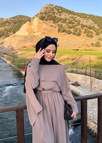 Drapeli Uzun Kollu Camel Elbise