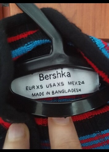 Bershka Bershka bayan boğazlı badi