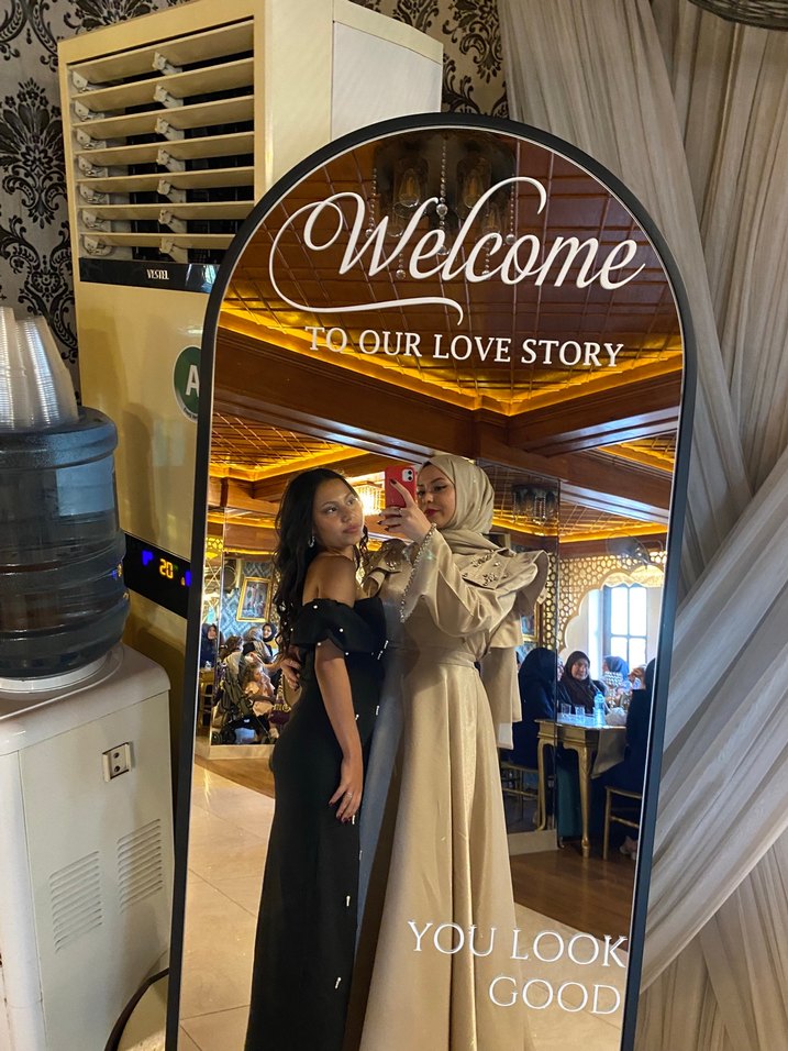 Bej Uzun Kollu Yüksek Yakalı Kadın Abiye - Görsel 2