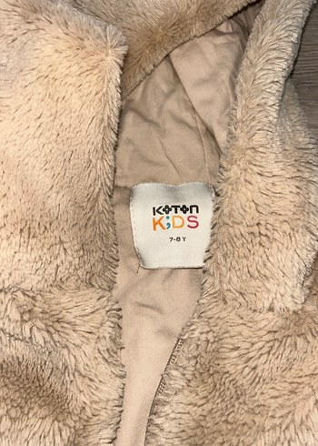 Koton Kız Çocuk Bej Kürklü Kapüşonlu Yelek - Görsel 2
