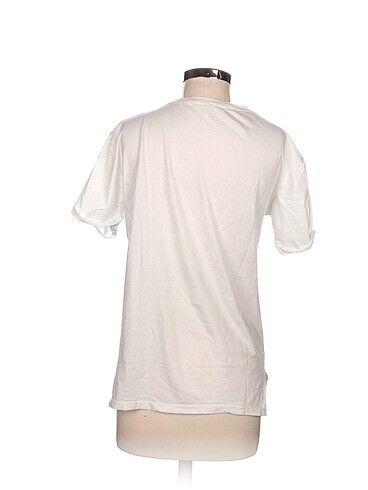 s Beden Yoyoso T-shirt %70 İndirimli.
