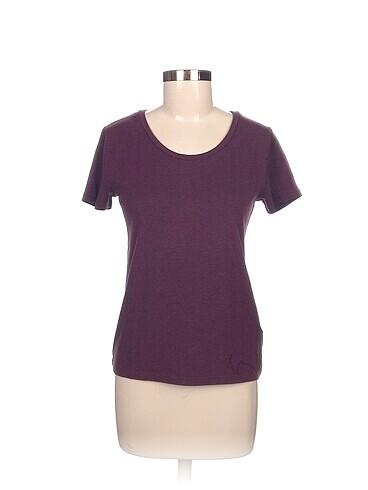 H&M T-shirt %70 İndirimli.
