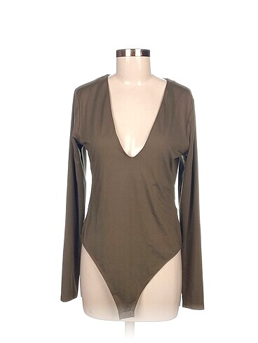 H&M Bluz %70 İndirimli.