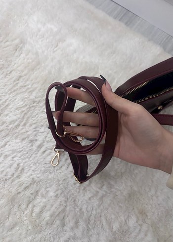 Kemer Tokalı Bordo Kadın Deri Çanta - Görsel 4