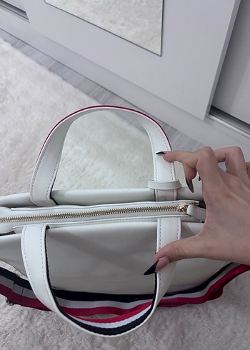 Beyaz TOMMY HILFIGER ithal uni bagg - Görsel 3