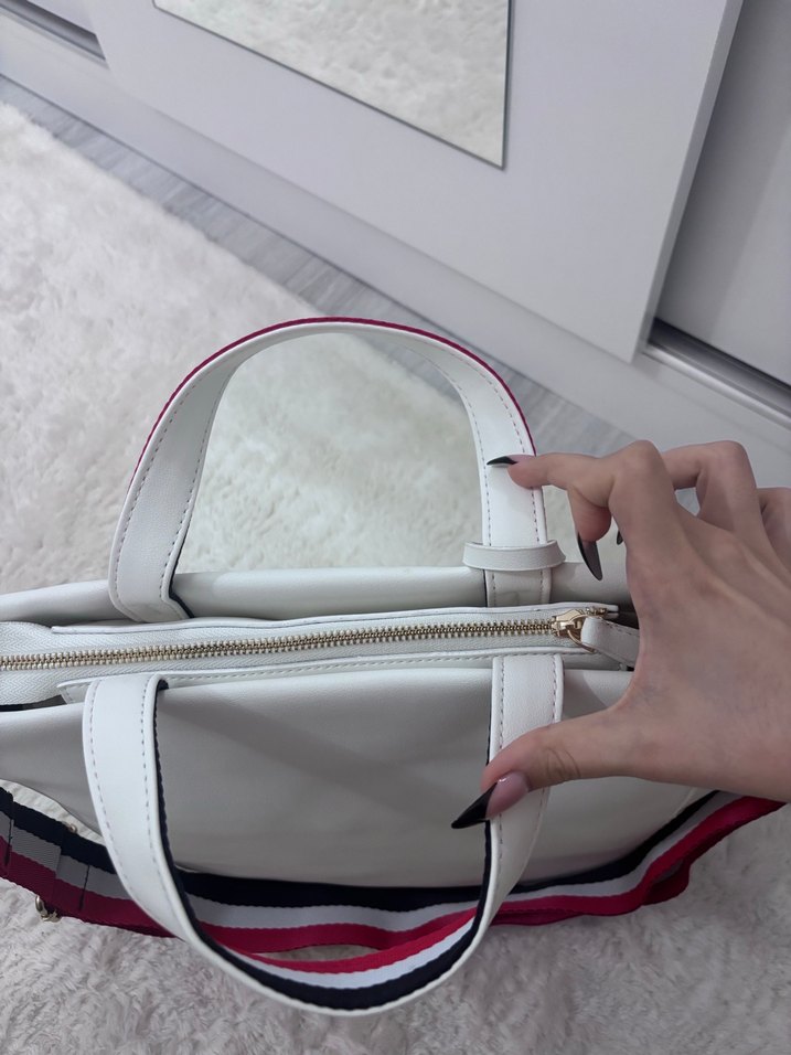 Beyaz TOMMY HILFIGER ithal uni bagg - Görsel 3