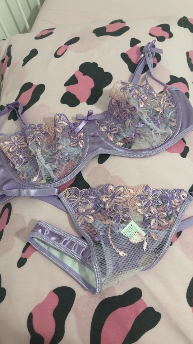 Mor dantelli rapunzel tarz sütyen takımı - Görsel 2