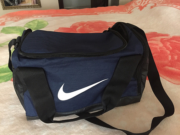 Orjinal nike çanta
