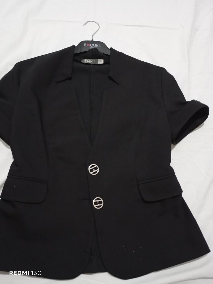 Siyah Mini Kısa Kollu Düğmeli Blazer - Görsel 2