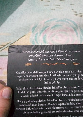 Varislerin Oyunu - Adora Yağmur
