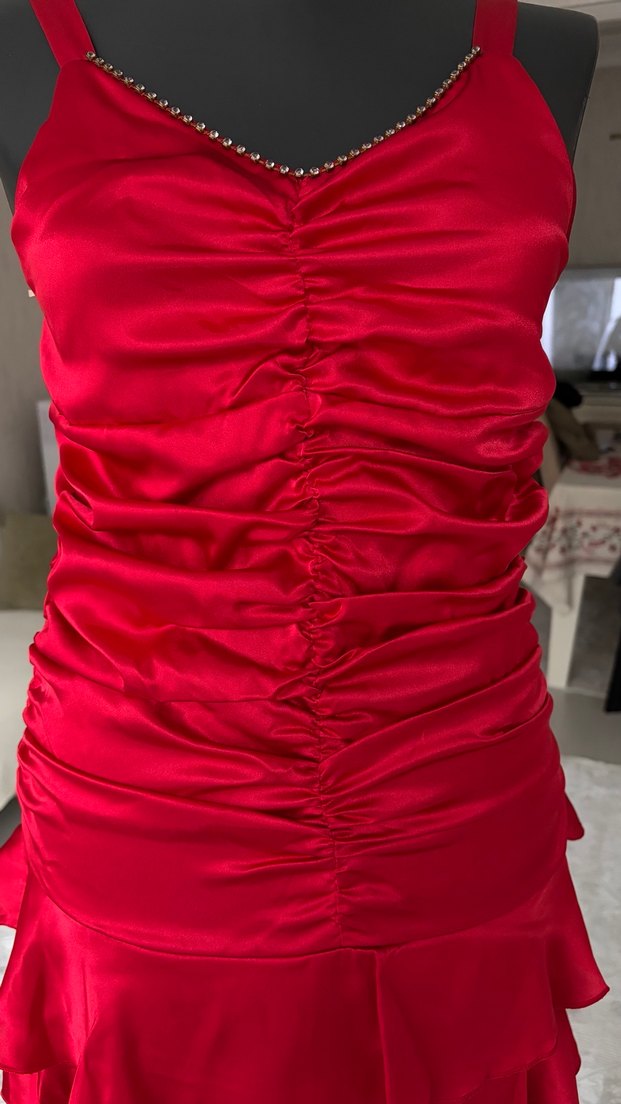 Kırmızı Fırfırlı Abiye Elbise - Görsel 3