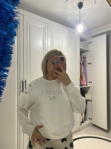 Beyaz bluz