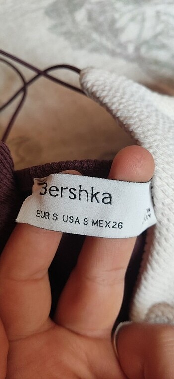 s Beden mor Renk Mayo bershka