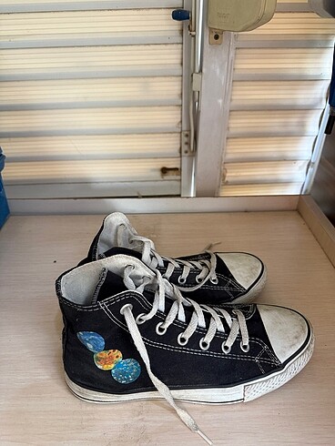 Converse