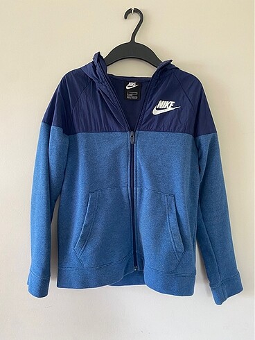 Nike Erkek Çocuk Eşofman Üst