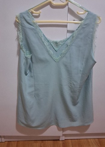 Turkuaz pamuklu V Yakalı Kolsuz Bluz - Görsel 4