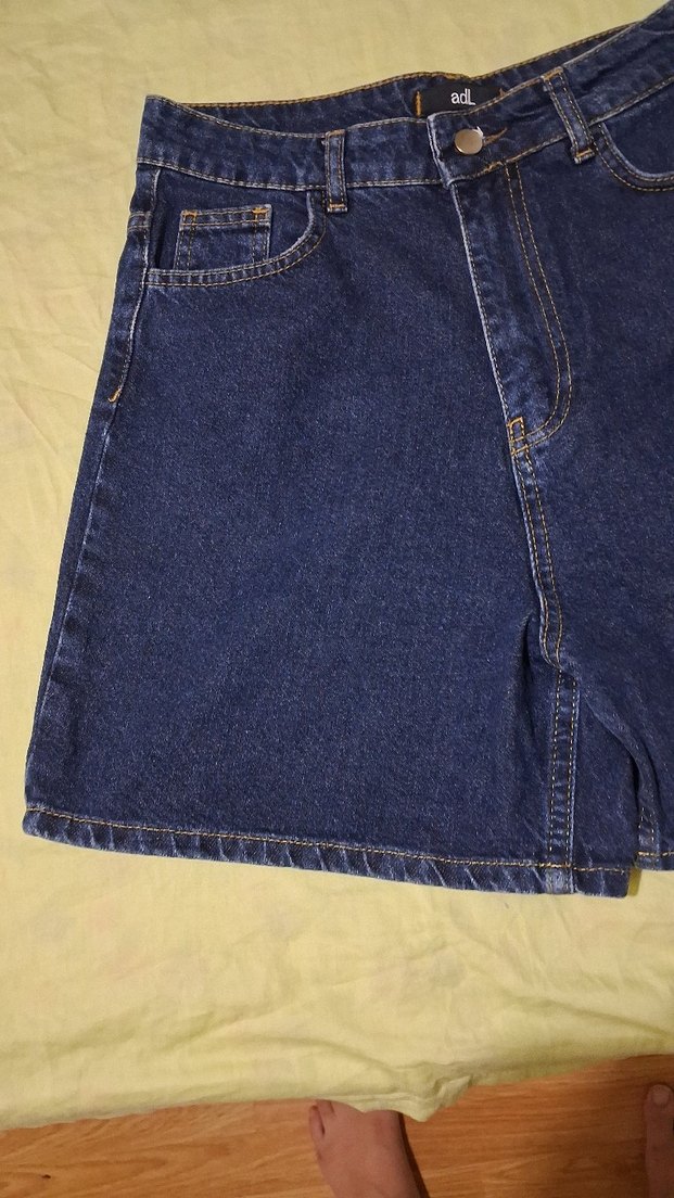 Yüksek bel  Rahat Kesim Bermuda Şort - Görsel 4