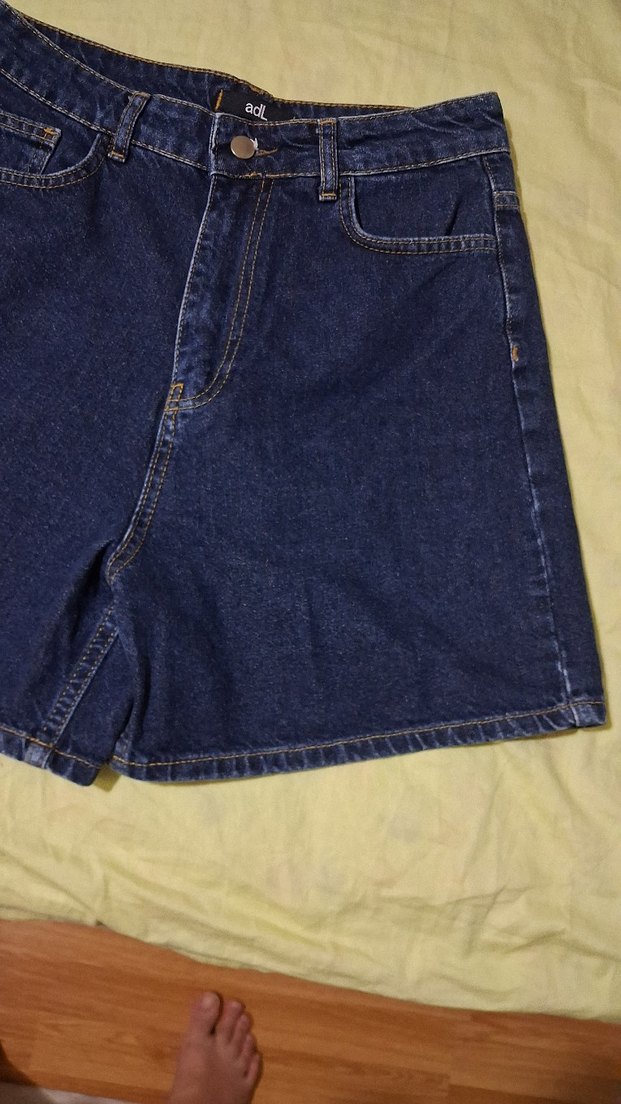 Yüksek bel  Rahat Kesim Bermuda Şort - Görsel 3