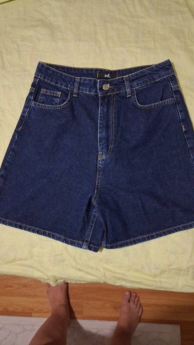 Yüksek bel  Rahat Kesim Bermuda Şort - Görsel 2