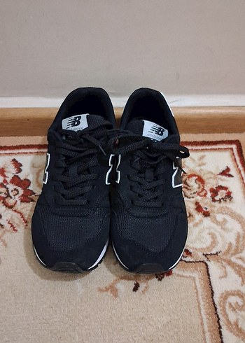Siyah New Balance Kadın Günlük Spor Ayakkabı