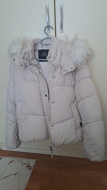 Bershka mont