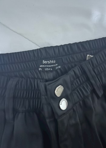 Siyah Deri Kadın Pantolon - Görsel 2