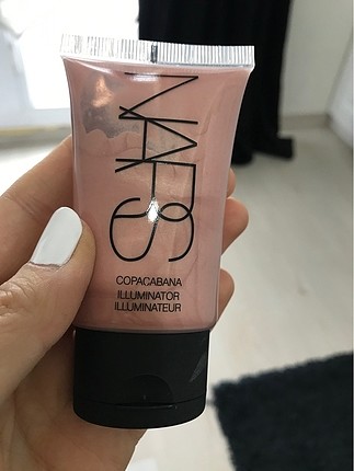 Nars aydınlatıcı