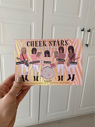 Cheek stars