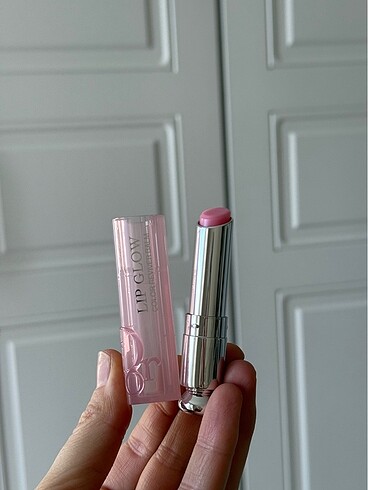  Beden Lip glow