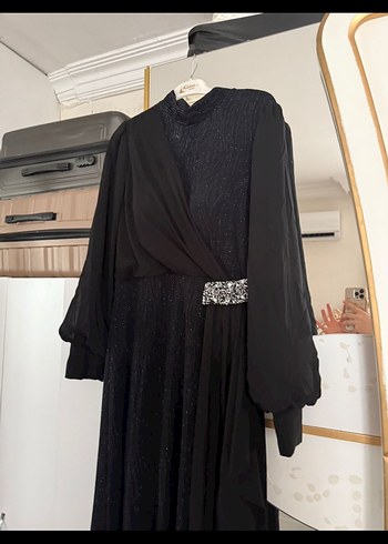 Siyah Uzun Kollu Drapeli Gotik Abiye Elbise